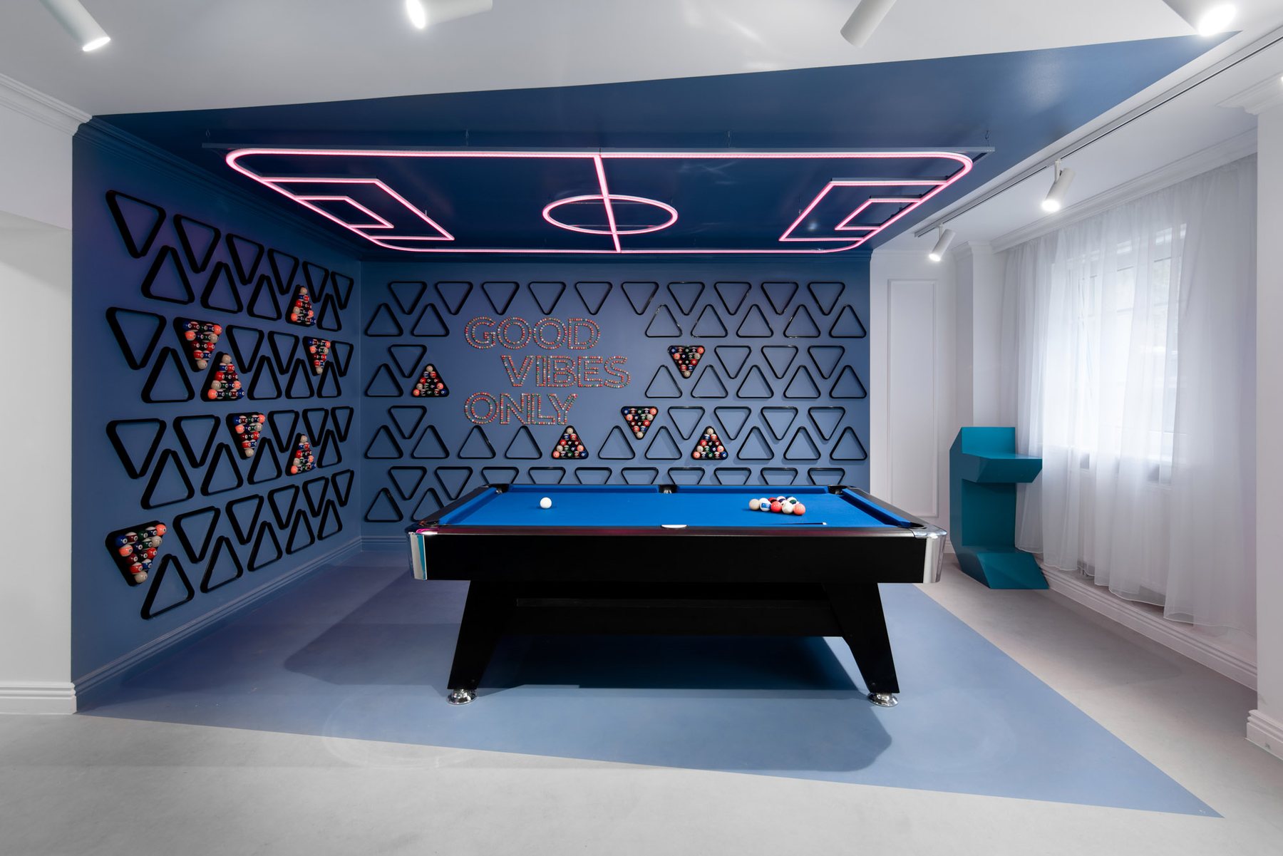 A bold, maximalist interior by Vantage Design Labs